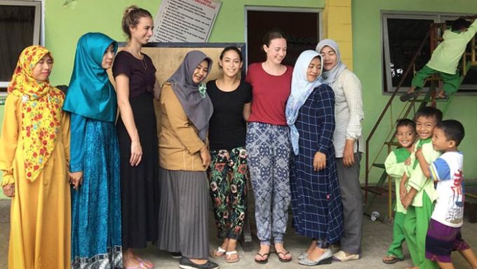 Viaje de voluntariado en Indonesia. Teach & travel en Bali